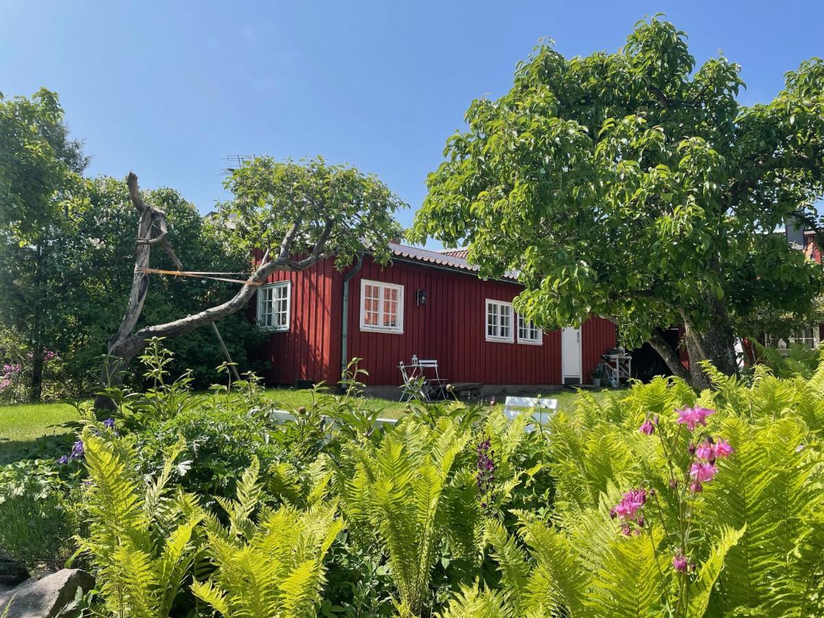 Charmigt Boende Med Perfekt Laege I Gamla Stan Falkenberg Exterior foto